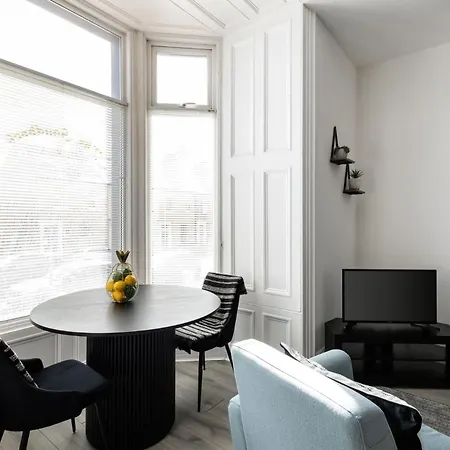 Σπίτι διακοπών Sandbeck Apartments, Robin Hoods Bay Γουίτμπι